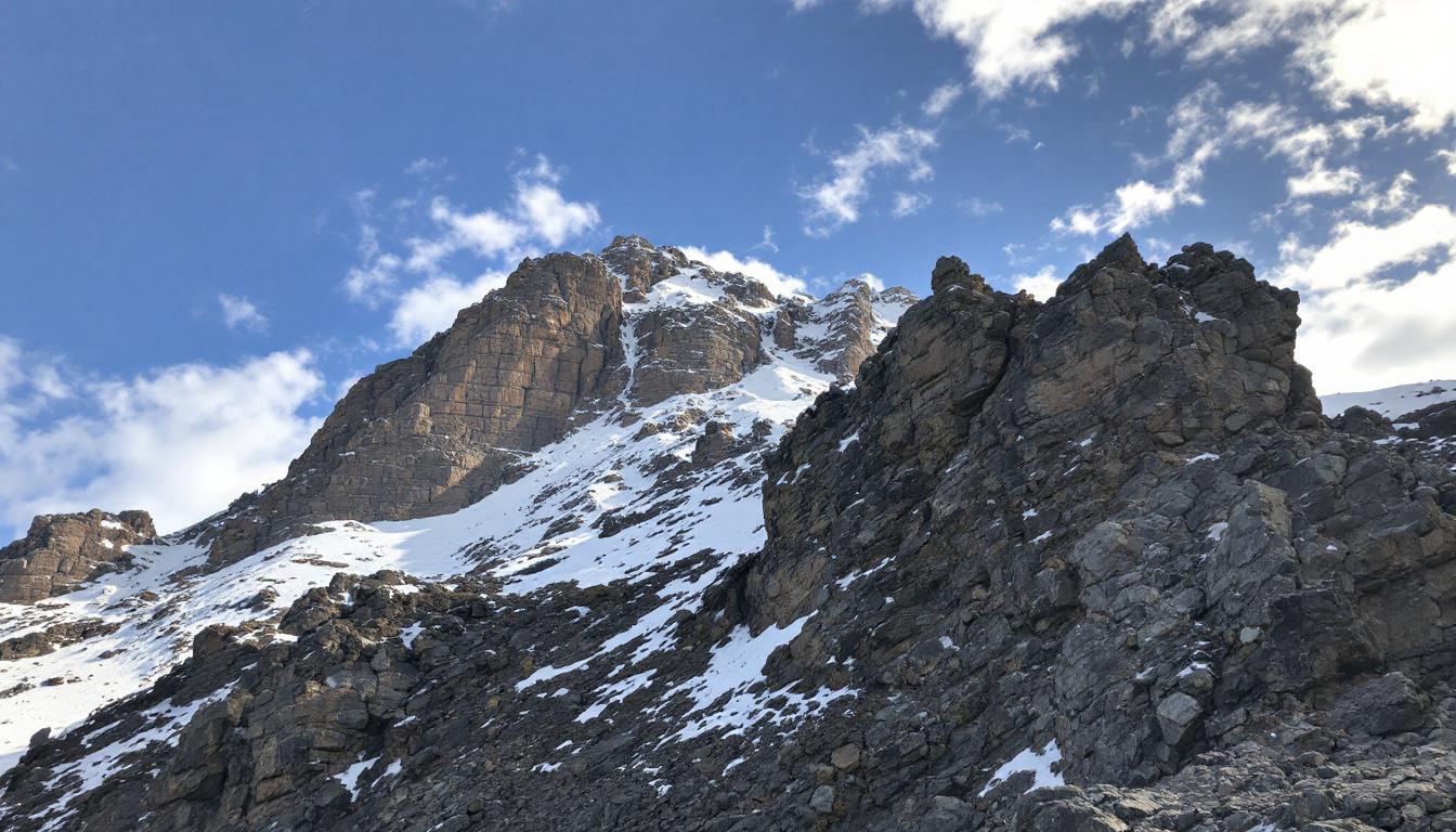 découvrez l'art fascinant des maquettes book nook, où chaque détail miniature donne vie à des histoires captivantes et immersives.